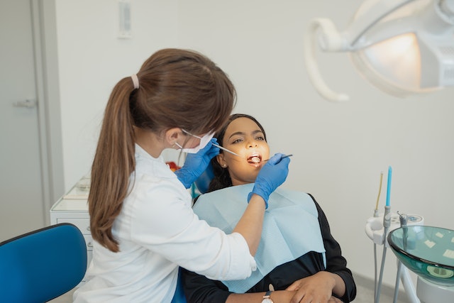 Kiedy należy wybrać się na przegląd dentystyczny?
